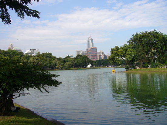 lumphini park