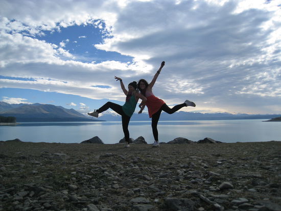 max 1 und max 2 am lake pukaki (im hintergrund der mount cook)