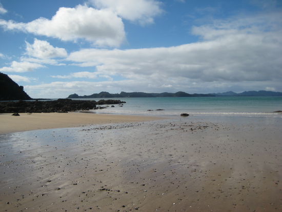 russel, bei paihia (bay of island) wunder wunder wunderschoener strand