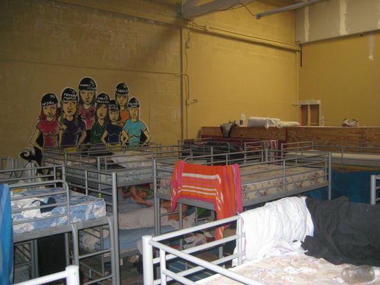 unser dorm im cat hostel, wieder mal das zimmer teilen mit 40 anderen.