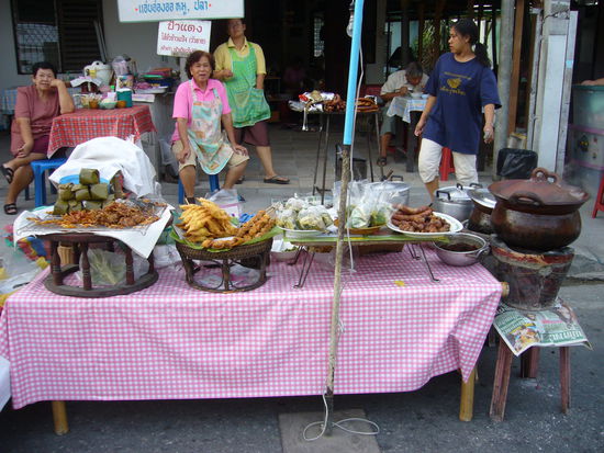 saturday market - chiang mai