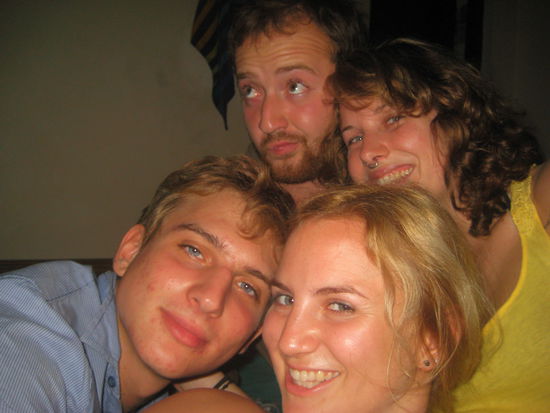 einmal party in zwei wochen ist doch okay nicht!