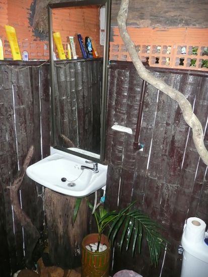 Natur-Badezimmer im Khao Sok Tree House Resort