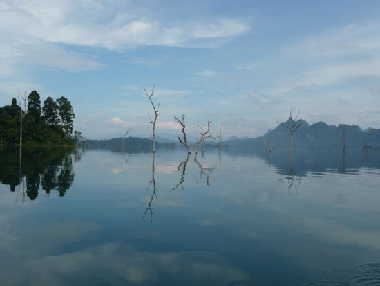 Riesiger Stausee im Khao Sok NP