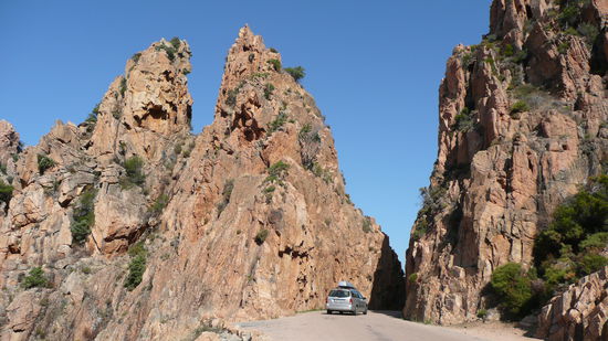 Au Backe..ob ich da wohl durchpasse?