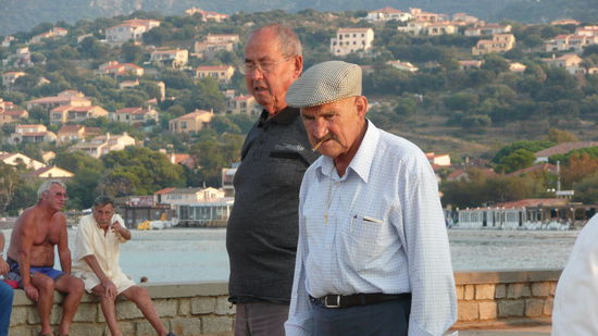 Boule-Spieler in L'Ile Rousse