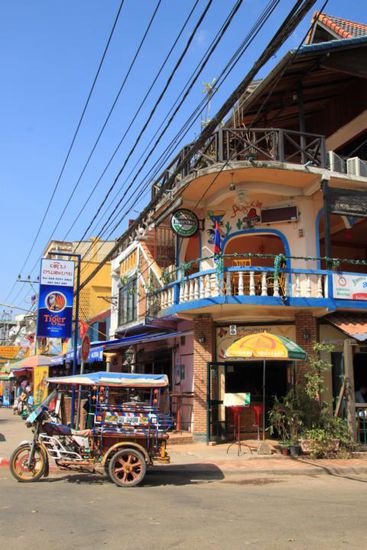 Straßenbild von Vientiane in der Innenstadt. Viel los ist nicht.