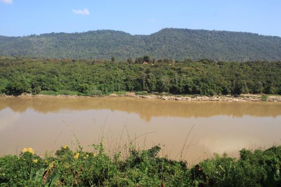 Der mächtige Mekong. Gegenüber ist Laos.