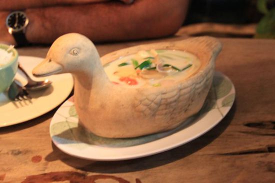 Das ist unser Abendessen, vielmehr das, was in der Ente ist.