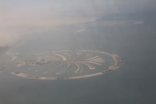 Und endlich sehen wir auch The Palm von oben (im Hintergrund The Palm 2)