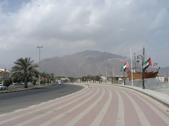 Gepflegte Corniche und kaum was los