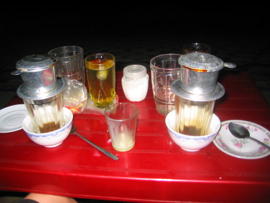 Unsere Bestellung: 2 Tassen Kaffee