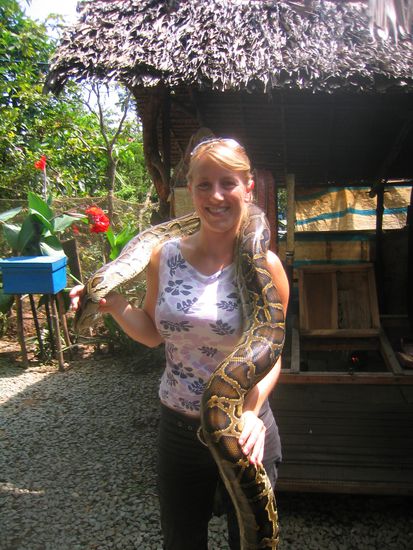 Einen Schlangenguertel wuerde ich schon noch brauchen!