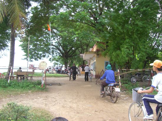 Grenzuebergang oder Feldweg?