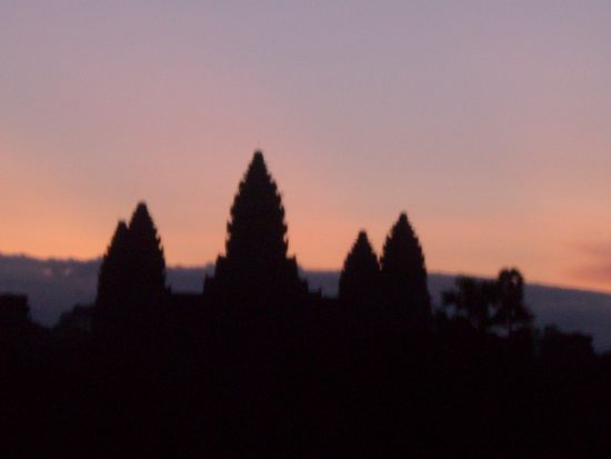 Sonnenaufgang ueber Angkor Wat!
