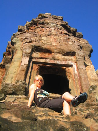 Katharina und die Ruinen von Angkor Wat.