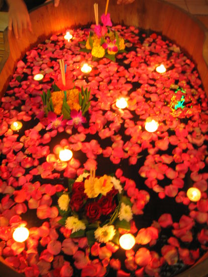 Ein Blumenmeer zu Loi Kathrong!