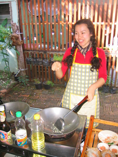 Schneewittchen am Herd!