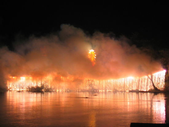 Und da ist es ja schon!