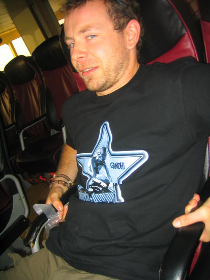 Hier sieht er ja noch ganz entspannt aus!