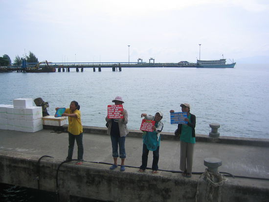 Mit der huebschesten sind wir mitgegangen 