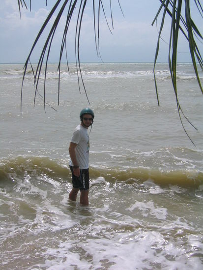 SAFETY FIRST! Ein echter Wellenbrecher eben 