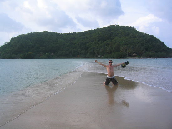 Peter spaltet wie Moses das Meer und schafft eine Landbruecke 
