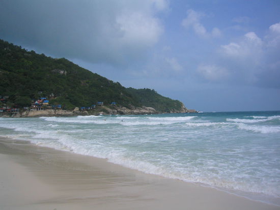 Hat Rin Beach