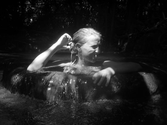 Oh Mann! Hier und draussen ist es voll heiss!
IST DAS VIELLEICHT AETZEND! 