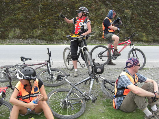 Lynn, unser Guide, bei den letzten Erklaerungen