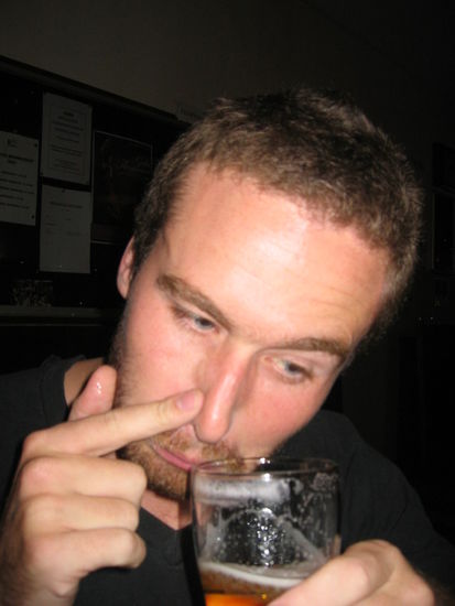 Julian... hmm ob das Bier dann noch schmeckt????