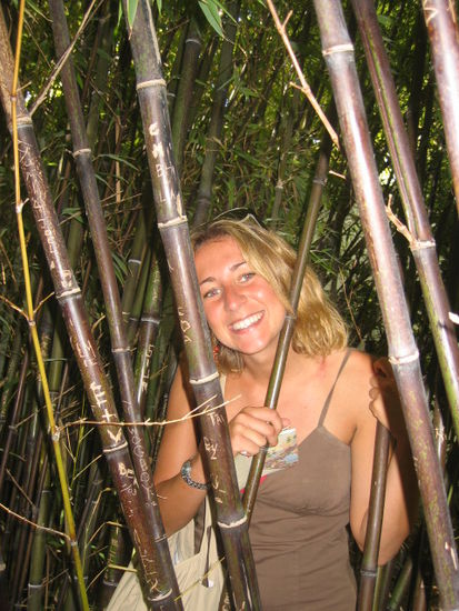 Chiara im Bambus-Paradies
