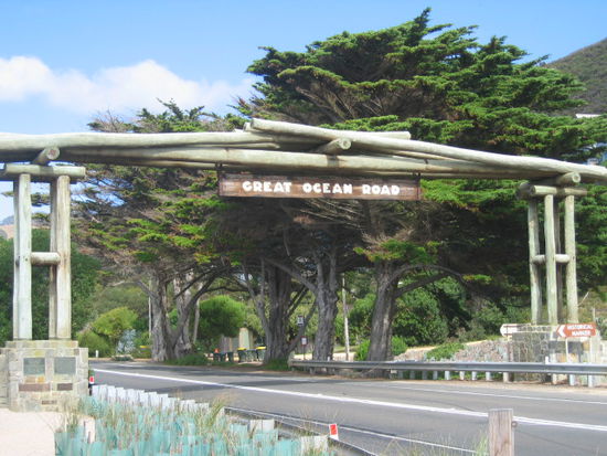 Great Ocean Road begins..