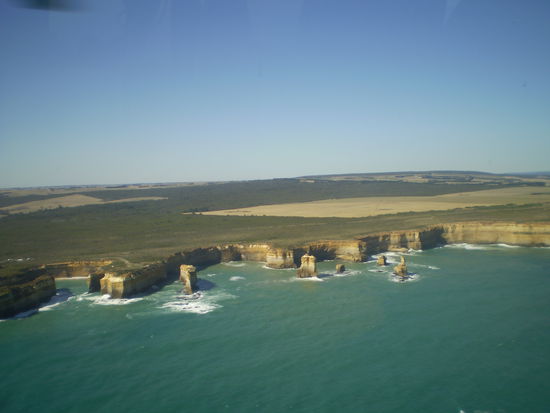 Zwoelf Apostel vom Hubschrauber aus