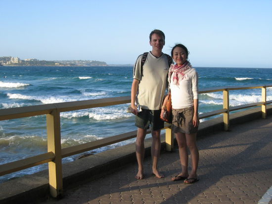 Laurence und Reiko am Manly Beach