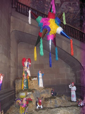 Die Weihnachtskrippe im "Palacio National" in Mexiko City.