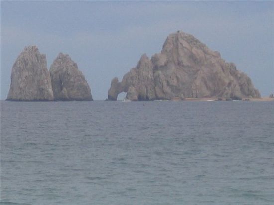 Der Felsenbogen el Arco in Cabo San Lucas.