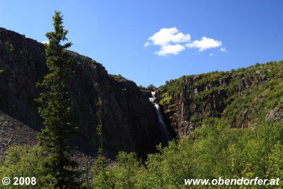 Erster Blick zum Wasserfall