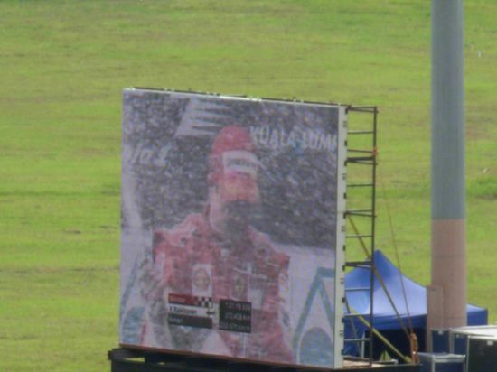 ... und dann mit ner Flasche Champagner