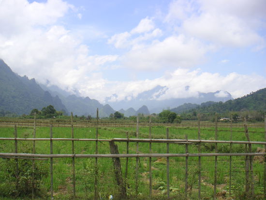 Hier waren wir einfach mit dem Motorbike unterwegs.. dass wir beide keinen Fuehrerschein haben und wirklich keine Ahnung vom Fahren, hat hier niemanden interessiert(HAuptsache man zahlt)