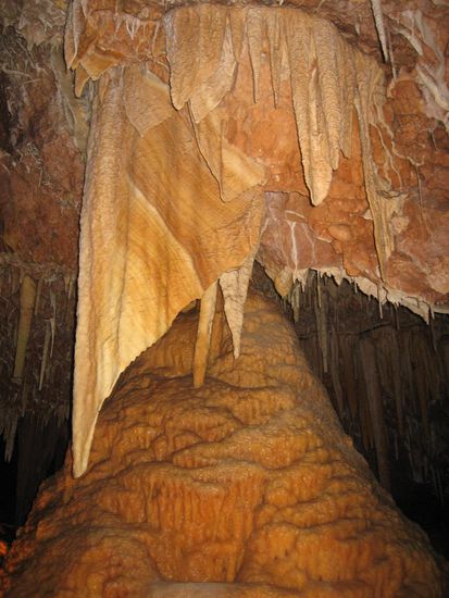 Die Zeltformationen waren bis zu 4 Meter lang ...