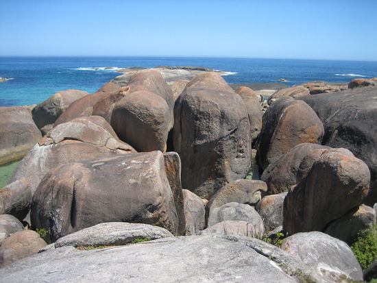 Die Elephant Rocks
