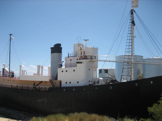 Mit diesem Schiff wurden damals die Wale gefangen.