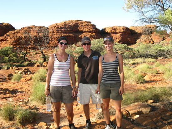 Natuerlich alle mit der Wasserflasche in der Hand... 