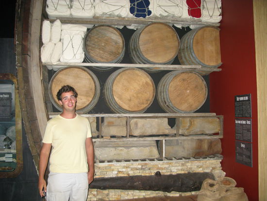 So aehnlich wurden vor hunderten von Jahren die Schiffe beladen.