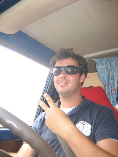 Die ersten Kilometer im "Blue Camper"