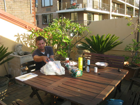 Den letzten Abend genossen wir auf der Dachterrasse vom Backpackers mit einem typischen Aussie Barbecue...