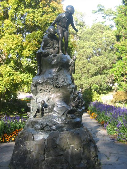Der "Public Garden" in Oamaru gehoert zu den schoensten Gaerten Neuseelands.