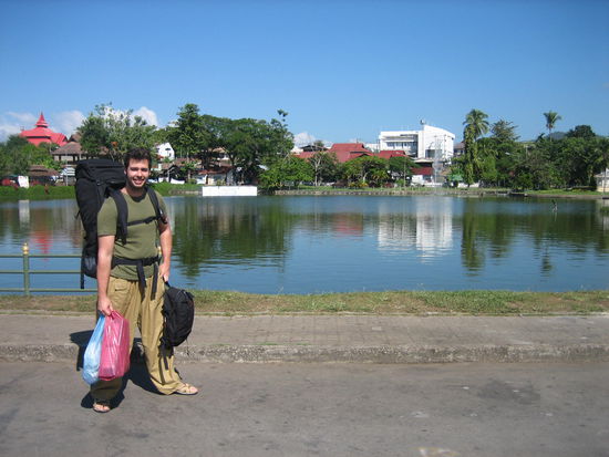 Backpacker Celo vor dem Nong Jong Kham.