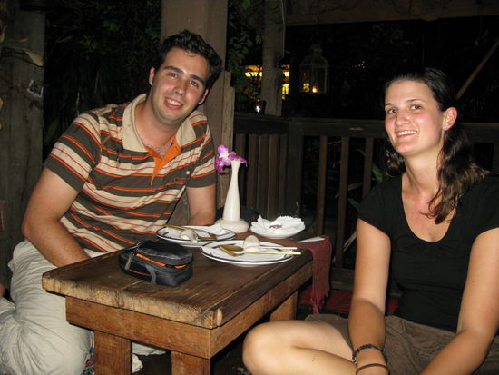 Das koestliche Dinner genossen wir im Sitzen.